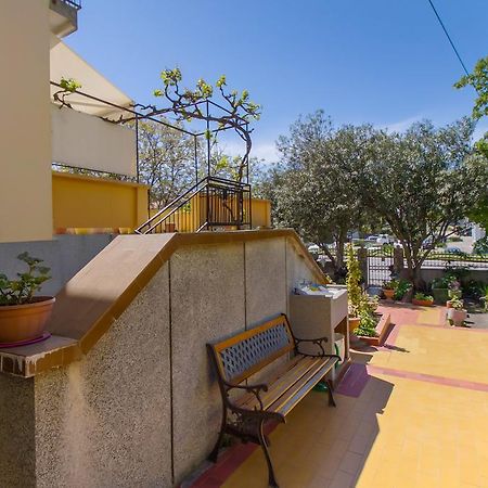 Apartment Oleander Малий Лошинь Екстер'єр фото