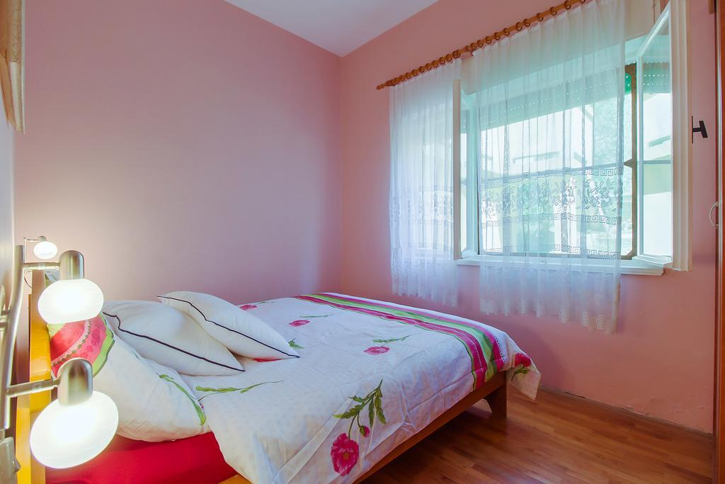 Apartment Oleander Малий Лошинь Екстер'єр фото