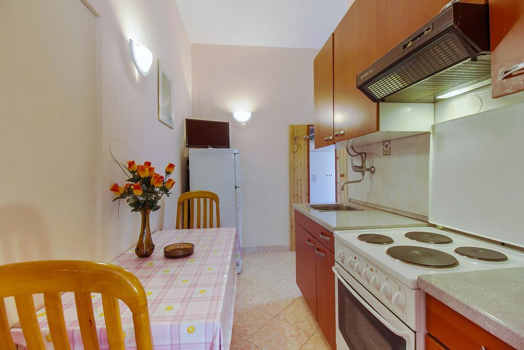 Apartment Oleander Малий Лошинь Екстер'єр фото